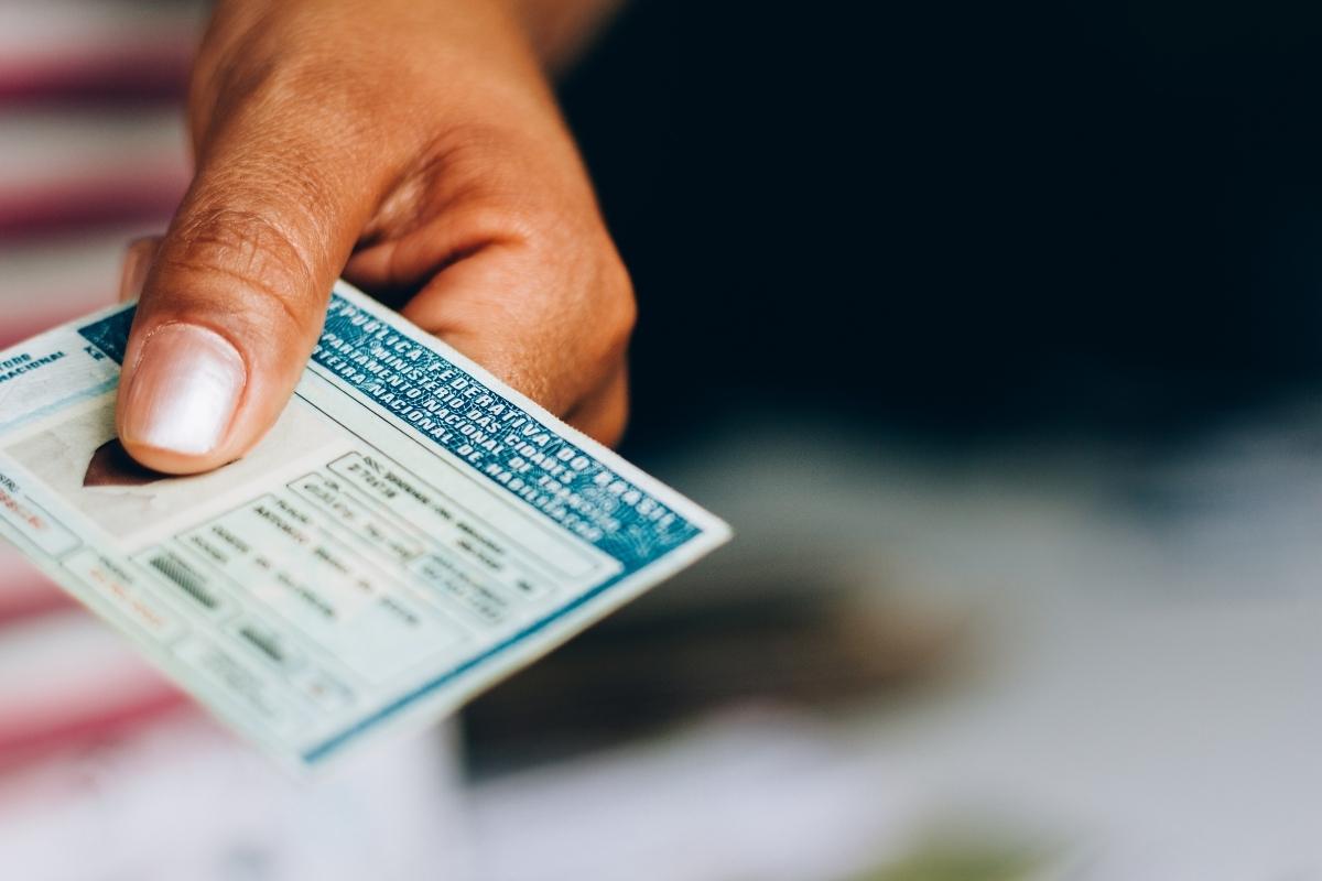 Tire carteira de motorista já! CNH Social está com as matrículas abertas