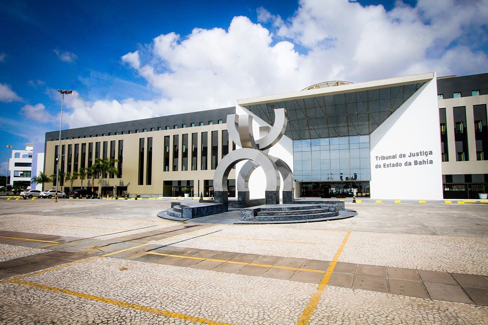 Concurso TJ BA: SAIU edital com 276 vagas para nível médio e superior