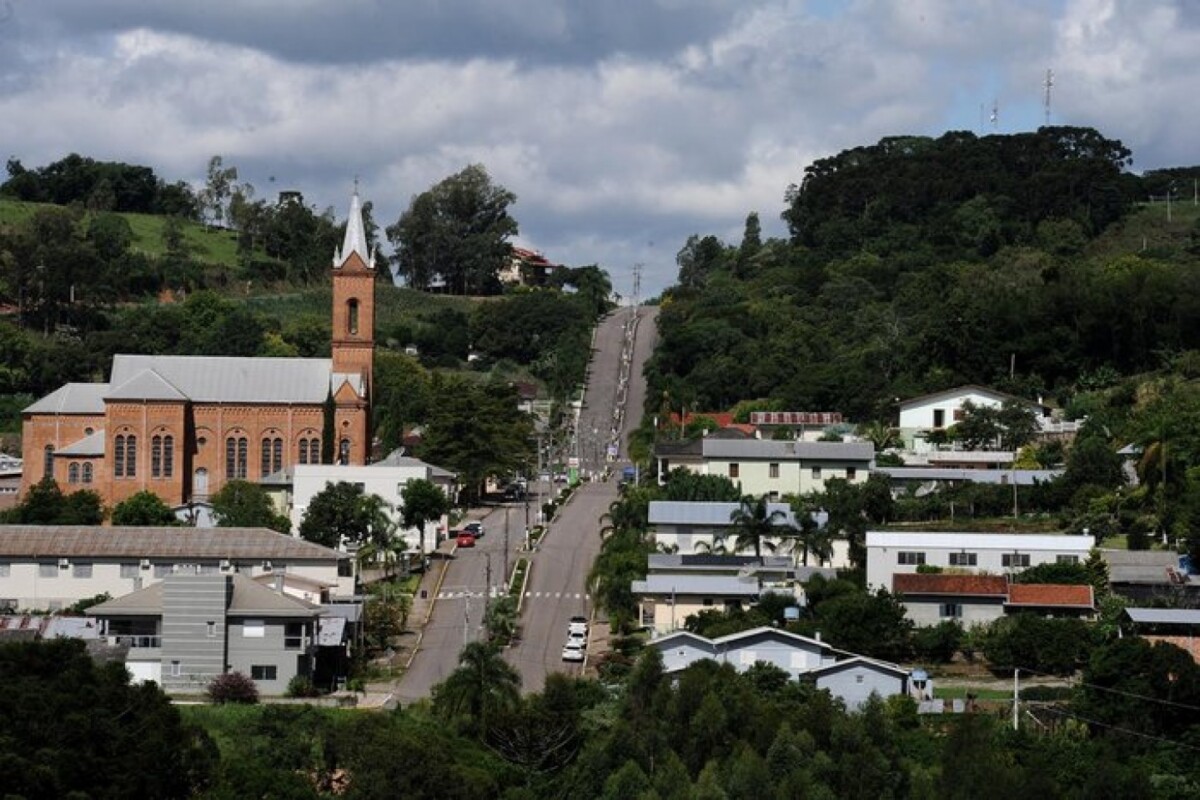 INSCRIÇÕES ABERTAS para concurso NESTA prefeitura; confira vagas e salários