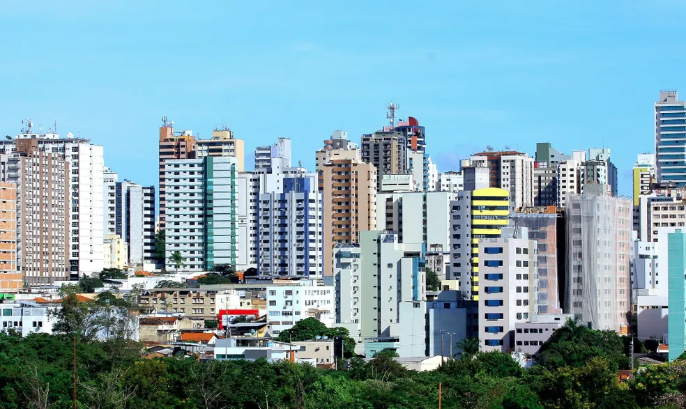 Concursos MG: quase 400 VAGAS abertas em diversas áreas; confira cargos e salários  