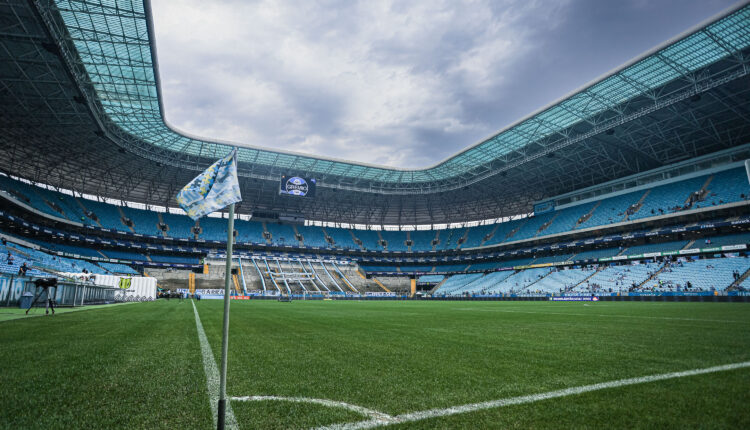 Jogos de hoje (30/11/2023): onde assistir futebol ao vivo e horários