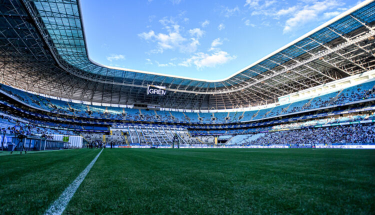 Jogos de hoje (12/11/2023): onde assistir futebol ao vivo e horários