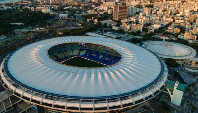 Jogos de hoje (21/11/2023): onde assistir futebol ao vivo e horários