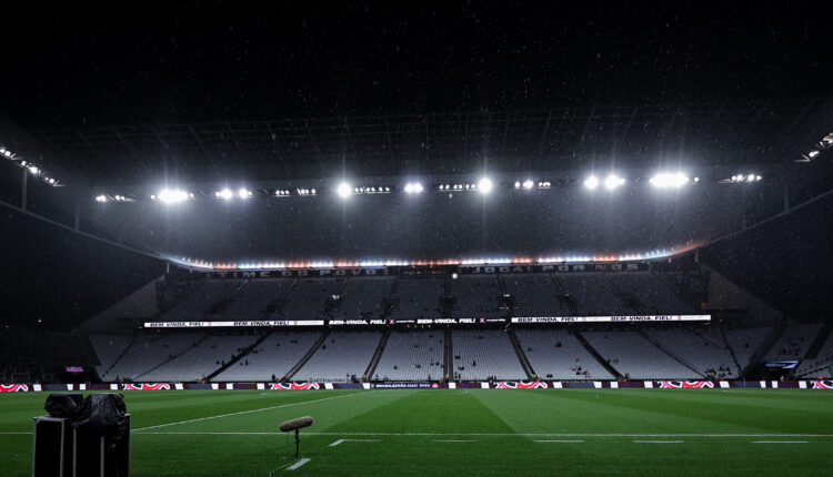 Jogos de hoje (02/12/2023): onde assistir futebol ao vivo e horários
