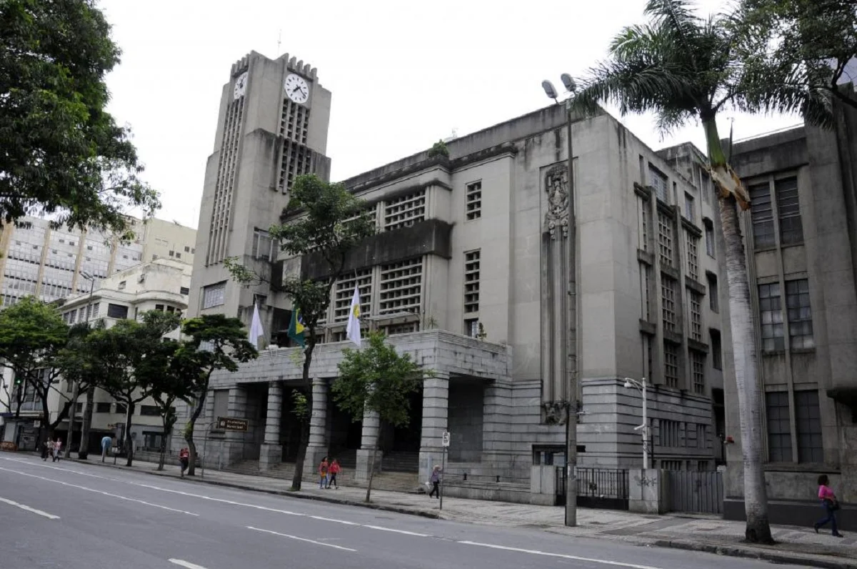 Concurso ISS: Inscrições ABERTAS para agentes fazendários; iniciais de R$ 7 MIL