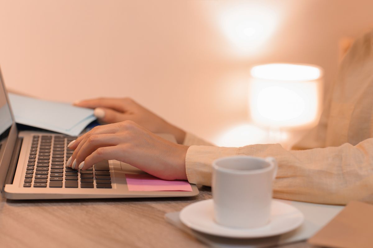 Profissões Home Office: as melhores opções para ganhar bem trabalhando em casa