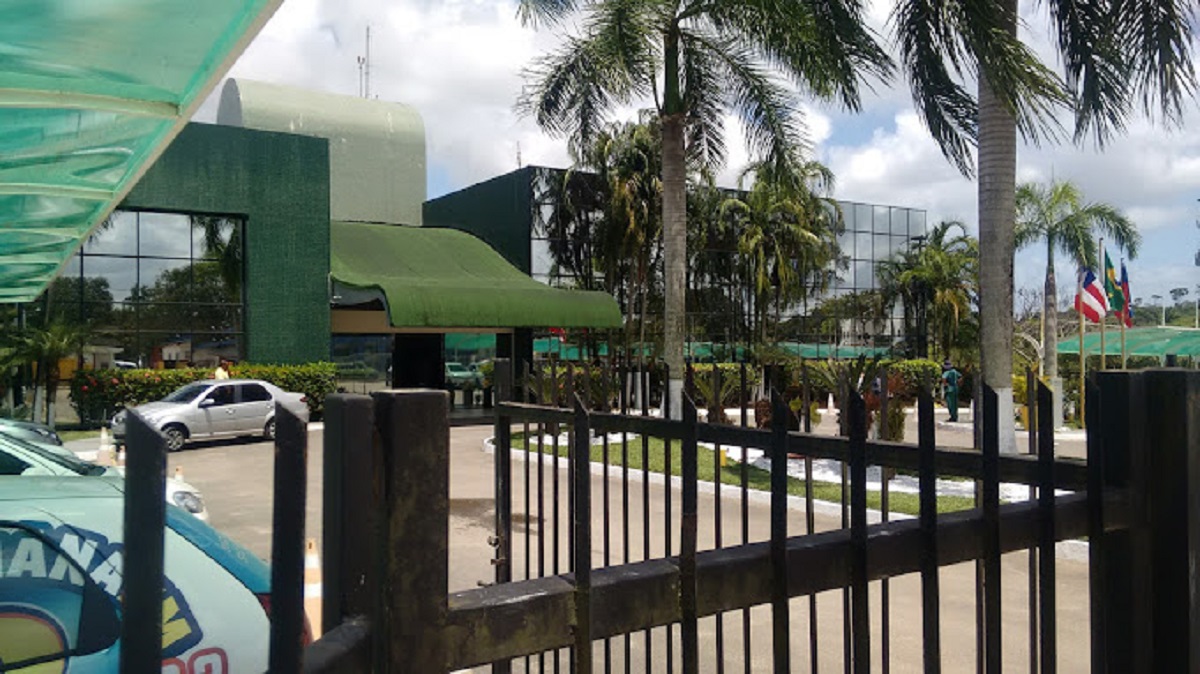 Câmara na Bahia: último dia de inscrição com salários de R$ 6,3 MIL e 59 vagas