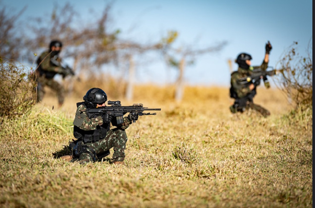Concurso Exército: ÚLTIMO DIA de inscrição para edital com 210 vagas