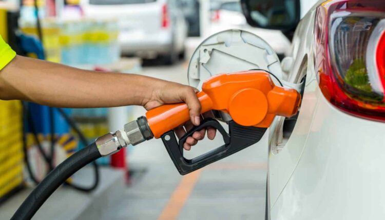 Vai doer no bolso: Entenda como a ‘MP do fim do mundo’ deve elevar o preço da gasolina