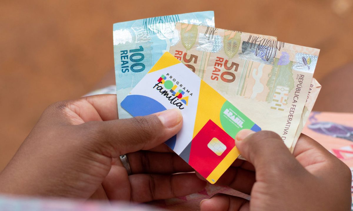 BOLSA FAMÍLIA: Onde posso SACAR valor do benefício? Descubra agora