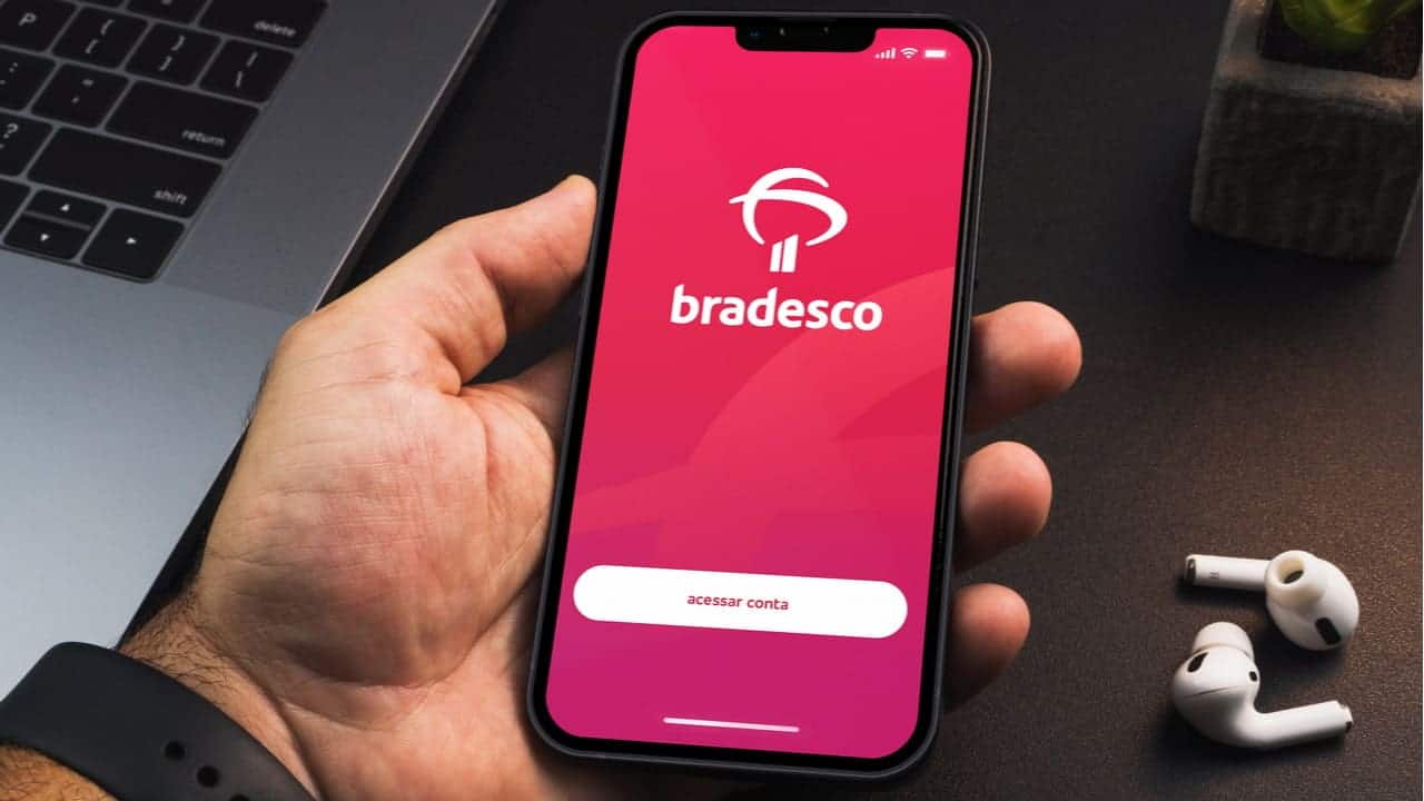 FORA DO AR? Usuários reclamam de instabilidade no app do Bradesco