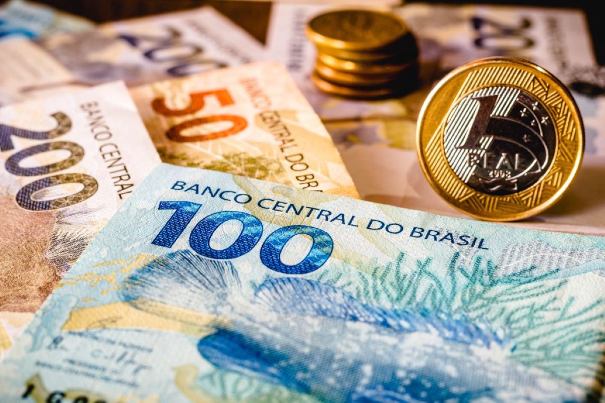 Quina: Veja quanto o prêmio de R$ 44 MILHÕES rende na poupança