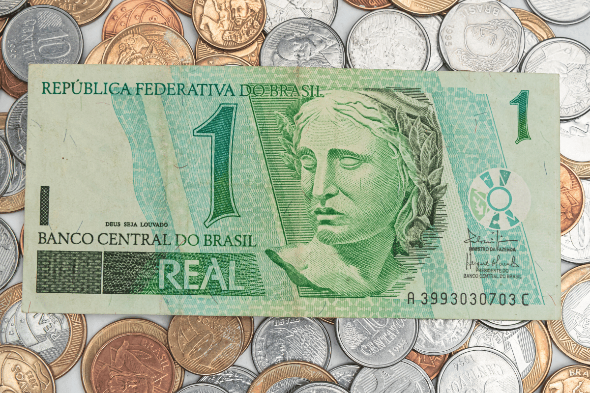 Nota de 1 real pode valer até R$ 400, dependendo de suas características e estado de conservação.