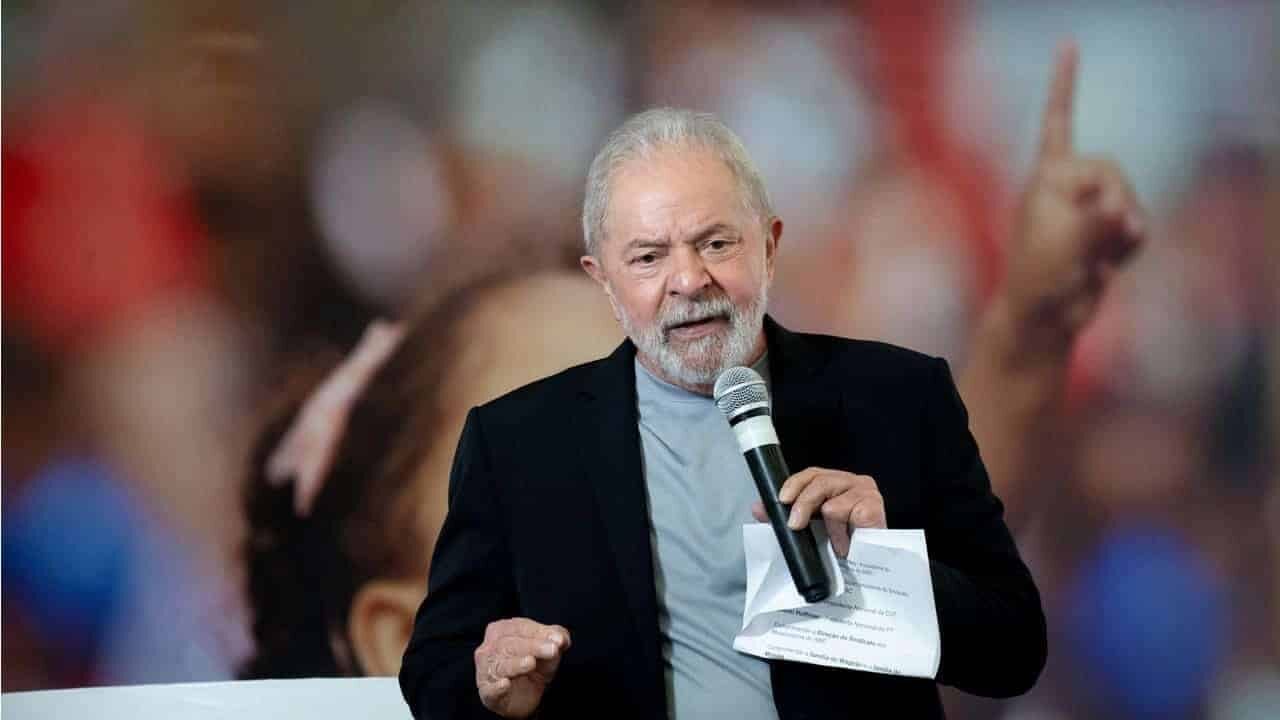 Bolsa Família: Lula toma NOVA decisão sobre cartão do programa e surpreende usuários