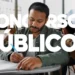 Homem estudando para concurso público