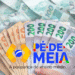 Notas de real com o logotipo do programa Pé-de-Meia, que incentiva a poupança para estudantes do ensino médio.