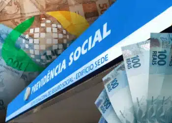 Comunicado do INSS sobre pausa no calendário e retomada de pagamentos somente em 2026, com imagem de cédulas de reais e prédio do Instituto Nacional do Seguro Social.
