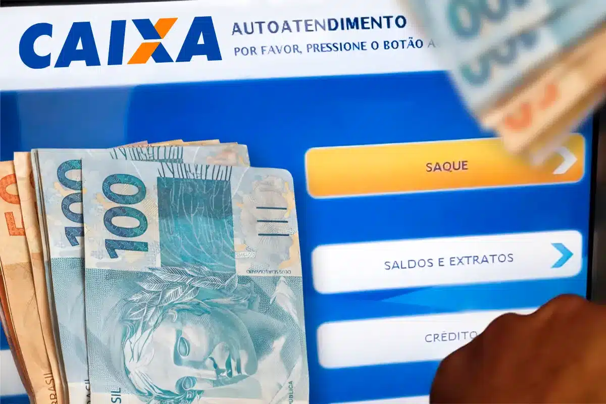 Saque de dinheiro em caixa eletrônico da CAIXA relacionado ao pagamento do Bolsa Família.