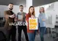 Profissionais mostrando aprovação para vagas de trabalho no Rio com oportunidades para estágio e emprego.
