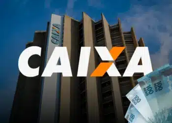 Logo da Caixa Econômica Federal em destaque sobre prédio da instituição, com notas de R$ 100 ilustrando o saque de R$ 6.220 disponível para solicitação até 19/05.