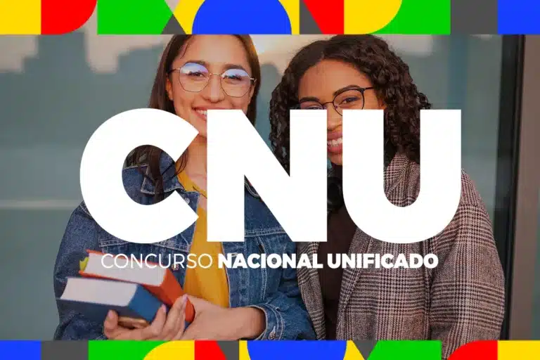 Duas jovens estudantes sorrindo segurando livros com a sigla CNU em destaque e a expressão "Concurso Nacional Unificado" abaixo