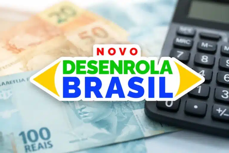 Logo do Novo Desenrola Brasil sobre dinheiro brasileiro desfocado e calculadora, representando simulador de renegociação de dívidas.